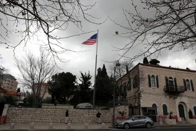 flag comes down on us palestinian mission in jerusalem