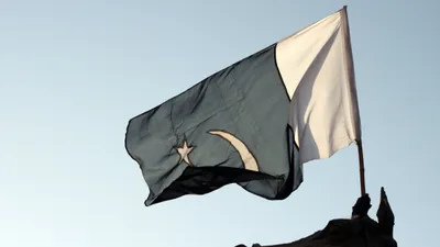 pakistan  11 labourers killed in suspected militant attack