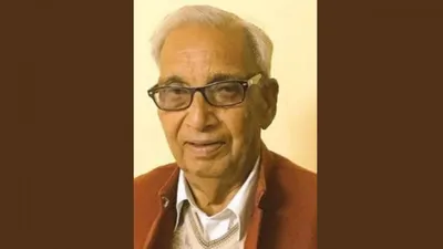 sheetla singh was a watchdog of the people  and  jan morcha   a public forum of grievances