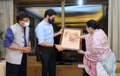 mamata banerjee meets shiv sena leaders aaditya thackeray  sanjay raut