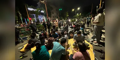 beyond chai and biscuits  a movement of solidarity emerges in protest of rg kar tragedy