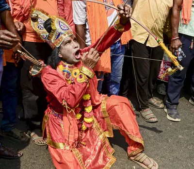 old scripts  same hypocrisies  behind the optics of narendra modi’s kolkata rally