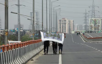 fact check  harvard university did not praise up s handling of the migrant crisis