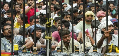 the faiz ahmed faiz student anthem that captures the mood at jantar mantar