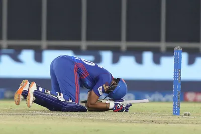 ipl suspended indefinitely as covid 19 cases grow within bio bubble