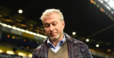 uk imposes asset freezes on abramovich  rosneft boss sechin