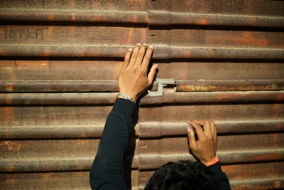 trump cuts aid to central america over migrants despite stiff opposition