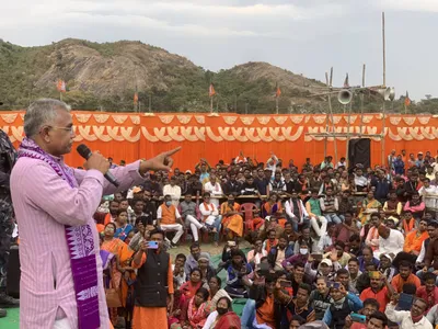 bengal  activists  including those mamata jailed under uapa  say bjp is ‘principal danger’