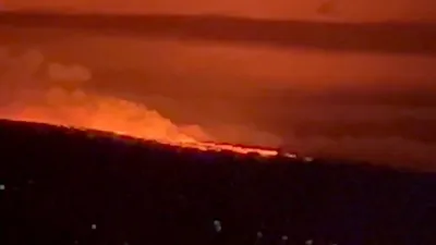 mauna loa  world s largest active volcano begins eruption
