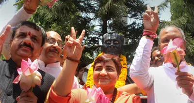 pragya thakur aside  why digvijaya could have never won the seminal seat of bhopal