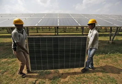 india’s solar sector bearing the costs of a poorly designed market