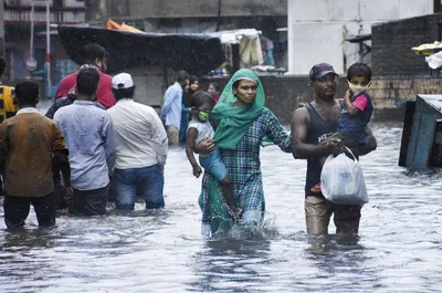 gujarat  7 killed in heavy rainfall over weekend  ndrf deployed