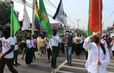 as pro democracy protests intensify  myanmar security forces open fire on protestors