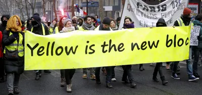 clashes break out in france as  yellow vests  stage latest protest