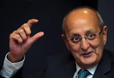 india s top hedge fund turns to state run banks as bad loans wane