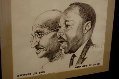 gandhi s connection with the american civil rights movement