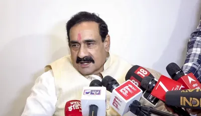 senior bjp leader s supporters turn violent over denial of ticket in madhya pradesh bypoll