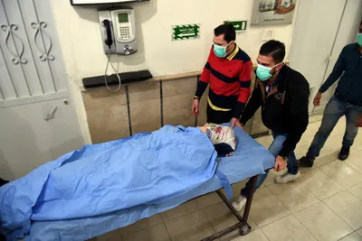 scores poisoned in aleppo gas attack  syria and russia blame rebels