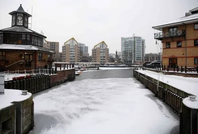 siberian blizzards blast britain and ireland  drivers stuck in scotland