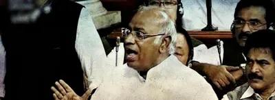 with mallikarjun kharge s appointment  congress puts on its game face in maharashtra