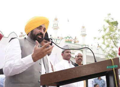 explained  the controversy around a bill to amend the sikh gurdwaras act