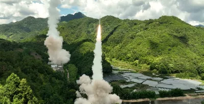 china fires missiles near taiwan in drills after pelosi visit