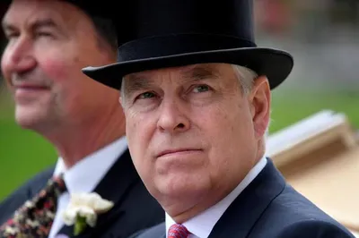 woman at center of prince andrew sex scandal calls for britons to back her