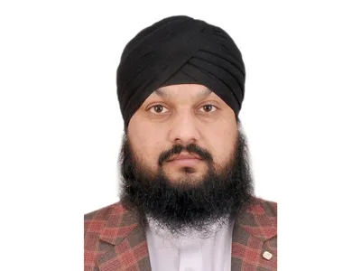 three years after india evacuation  afghan sikh politician returns to afghanistan