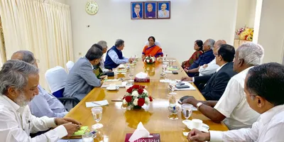 as economy slump continues  sitharaman meets top industrialists