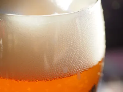 foam doesn t just make your beer taste better – it s also a shock absorber