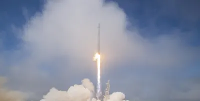 the spacex launch that punched a hole in earth s ionosphere