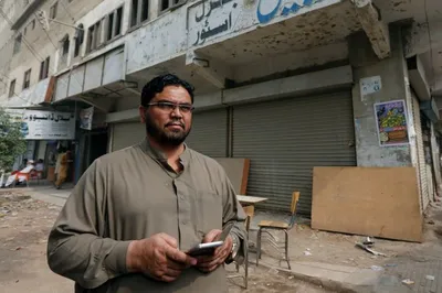 pakistan  pashtun party defiant after taliban bomber kills 20 activists