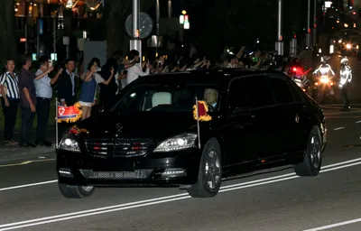 on eve of historic summit  north korea s kim enjoys singapore sites