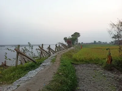 not everyone is happy with new embankments on the kosi in bihar