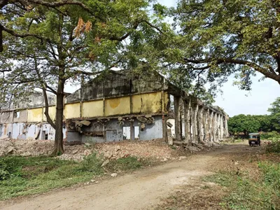 bihar  with demolition of siwan cotton mill  hopes of workers dashed