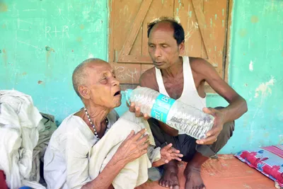 for these hindu migrants from bangladesh  india proves a bridge too far