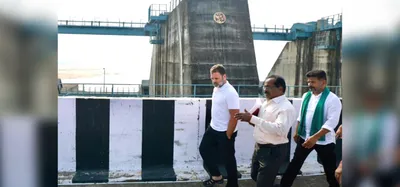 telangana polls  congress ups the ante against brs over damage to kaleshwaram project