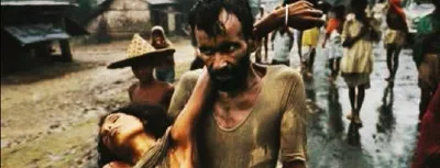 the distorted claims about the viral photo of a man carrying his wife during the 1971 war