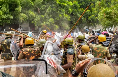 tamil nadu police shot anti sterlite protestors in head  chest  report