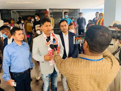 assam  outrage as bjp minister threatens scribe for report  accuses him of  miya politics 