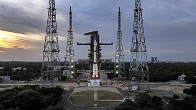 isro s employees must be heard  govt s plans to transfer tech to the private sector raises valid concerns
