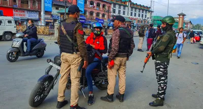 kashmir  e commerce disrupted with crackdown on two wheelers ahead of amit shah s visit