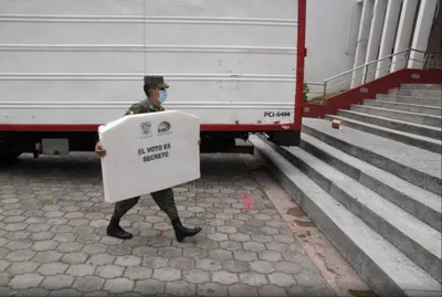 ecuador  andres arauz takes lead in presidential vote  next run off on april 11