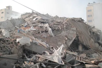 israeli air strike at gazan refugee camp killed at least 70  hamas s health ministry says