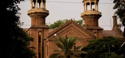 how pakistani judiciary dealt with demand to  return  lahore gurudwara to muslims for worship