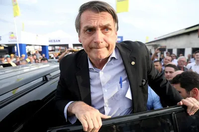 brazil far right candidate jair bolsonaro in serious condition after stabbing