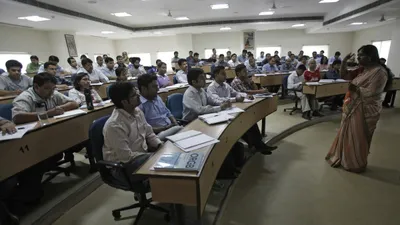 madhya pradesh college faculty recruited based on multiple choice questions