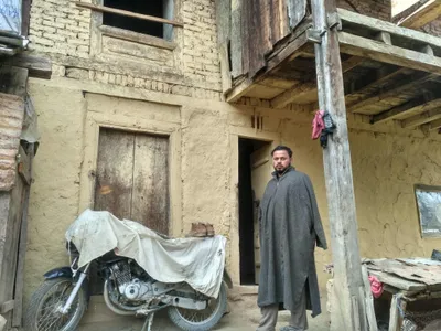 one year on  indian army’s ‘human shield’ still awaits justice