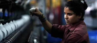 women informal workers  falling through the cracks in the pandemic