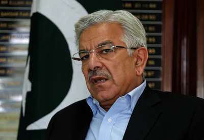 pakistani court disqualifies foreign minister in new blow to ruling party